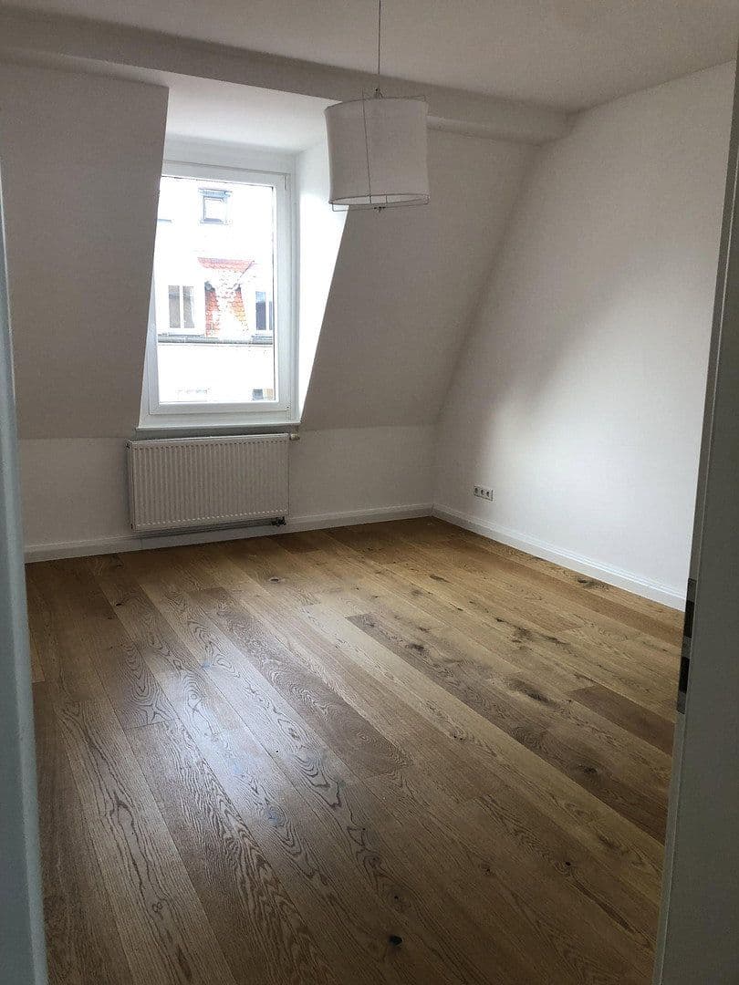 Prodej bytu 4+1 83 m², Nürnberg, Bavorsko Prodej bytu 4+1 83 m², Nürnberg, Bavorsko