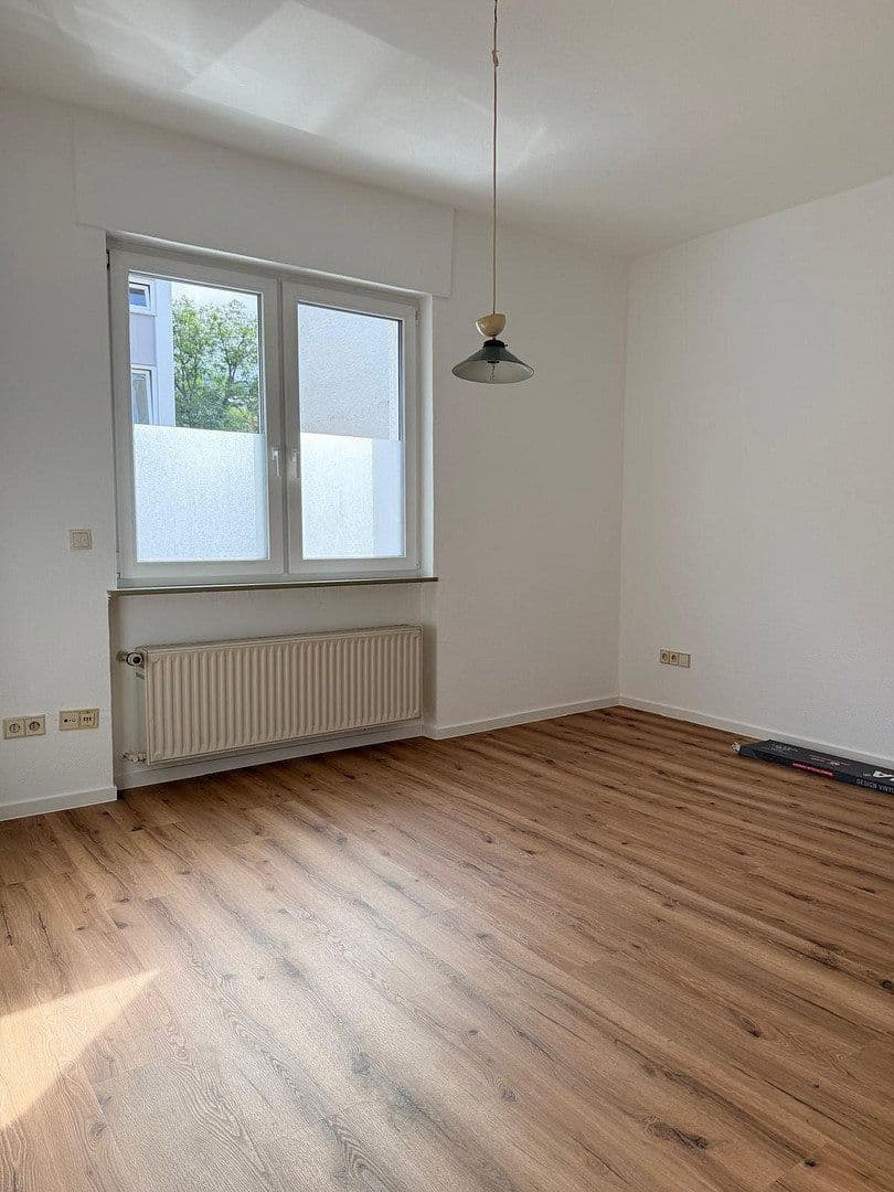 Pronájem bytu 2+1 66 m², Mendelssohnstr. 102, Koblenz, Porýní-Falc Pronájem bytu 2+1 66 m², Mendelssohnstr. 102, Koblenz, Porýní-Falc