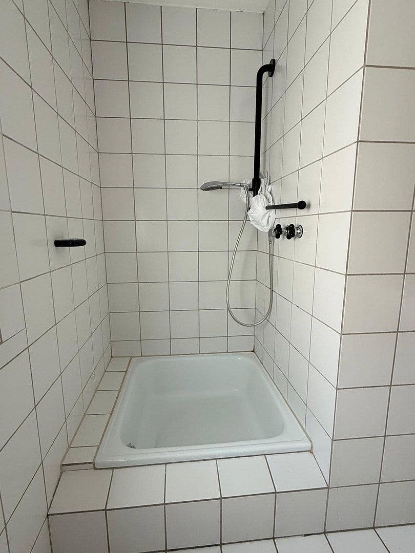 Pronájem bytu 2+1 66 m², Mendelssohnstr. 102, Koblenz, Porýní-Falc Pronájem bytu 2+1 66 m², Mendelssohnstr. 102, Koblenz, Porýní-Falc