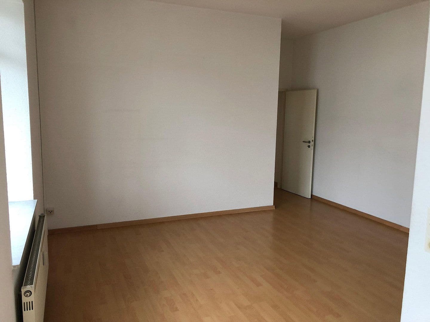 Pronájem bytu 2+1 49 m², Backesweg 27, Maintal, Hessen Pronájem bytu 2+1 49 m², Backesweg 27, Maintal, Hessen
