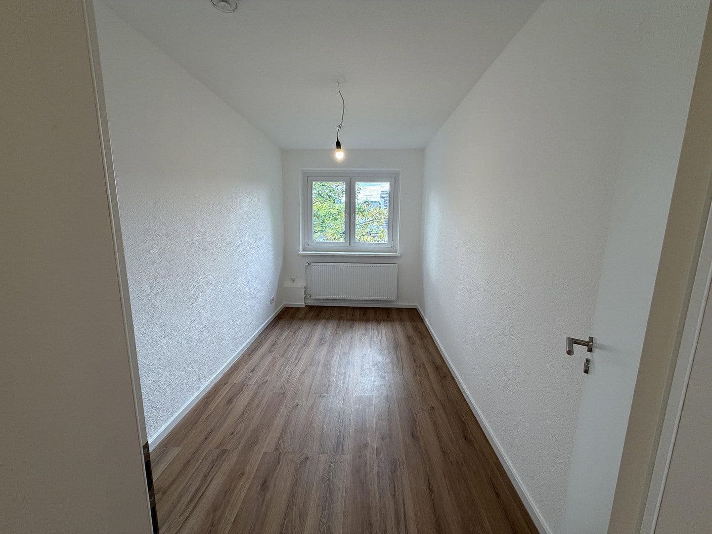 Pronájem bytu 4+1 70 m², Schiefersteinstraße 20, Wiesbaden, Hessen Pronájem bytu 4+1 70 m², Schiefersteinstraße 20, Wiesbaden, Hessen
