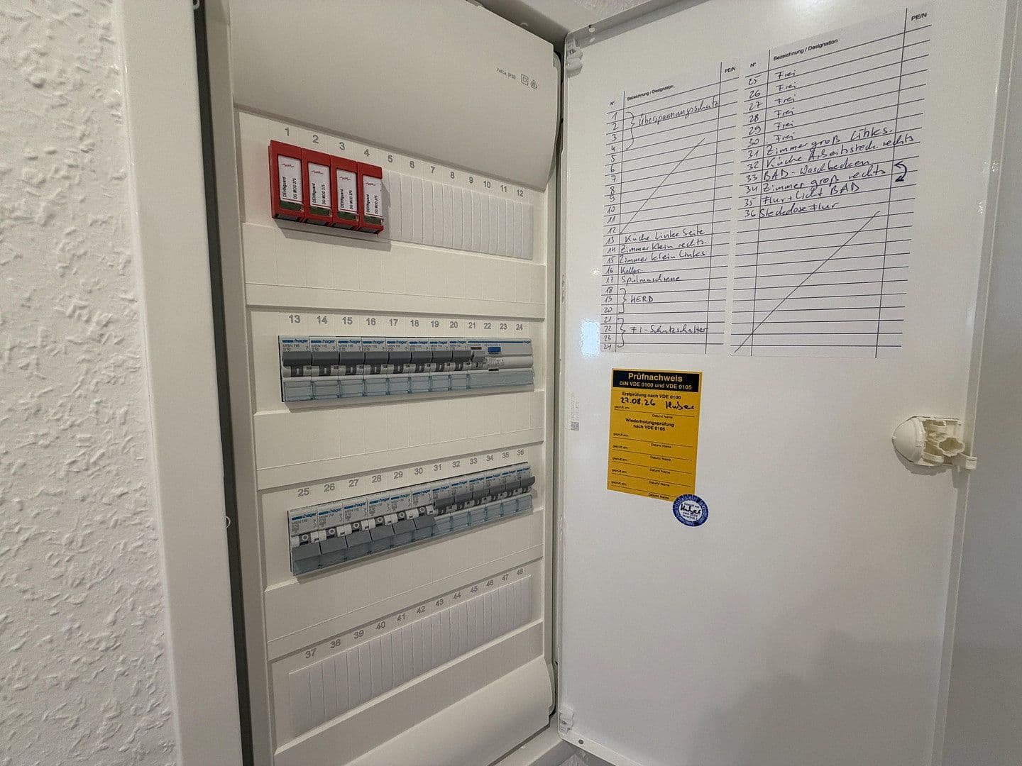 Pronájem bytu 4+1 70 m², Schiefersteinstraße 20, Wiesbaden, Hessen Pronájem bytu 4+1 70 m², Schiefersteinstraße 20, Wiesbaden, Hessen