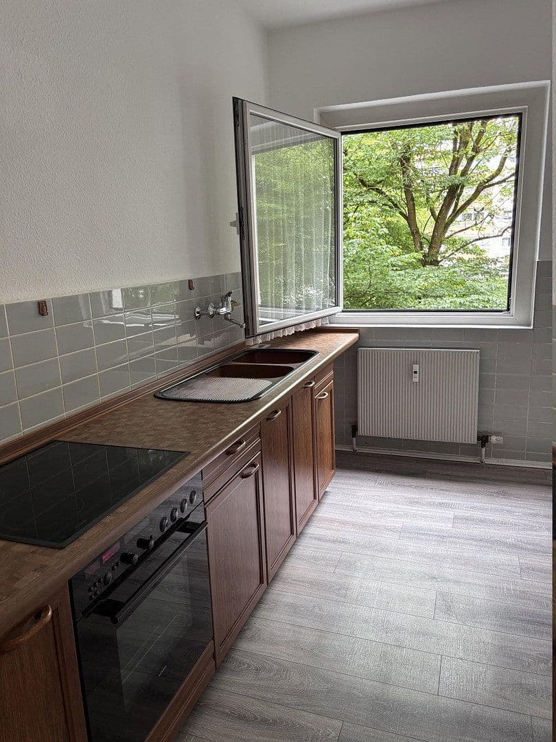 Prodej bytu 3+1 84 m², Berlin, Berlín Prodej bytu 3+1 84 m², Berlin, Berlín