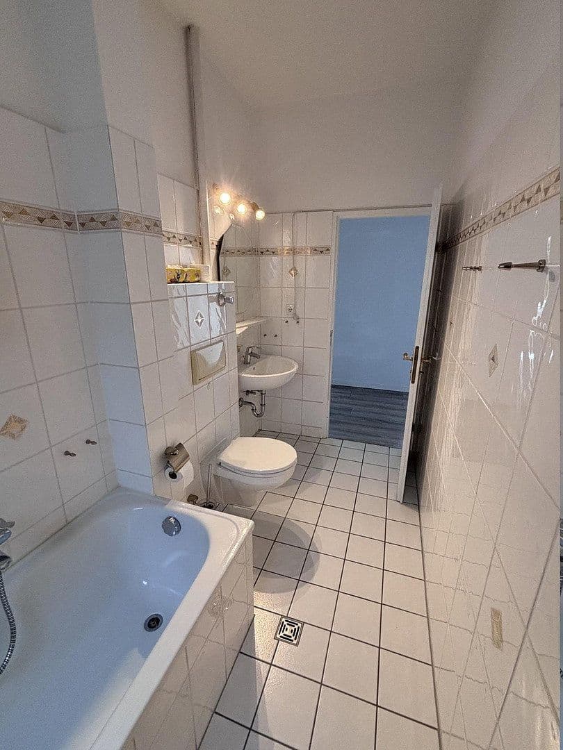 Prodej bytu 3+1 84 m², Berlin, Berlín Prodej bytu 3+1 84 m², Berlin, Berlín
