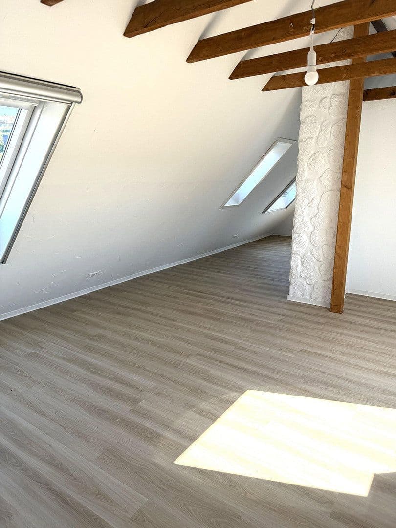Prodej bytu 4+1 110 m², Mühlhausen im Täle, Bádensko-Württembersko Prodej bytu 4+1 110 m², Mühlhausen im Täle, Bádensko-Württembersko