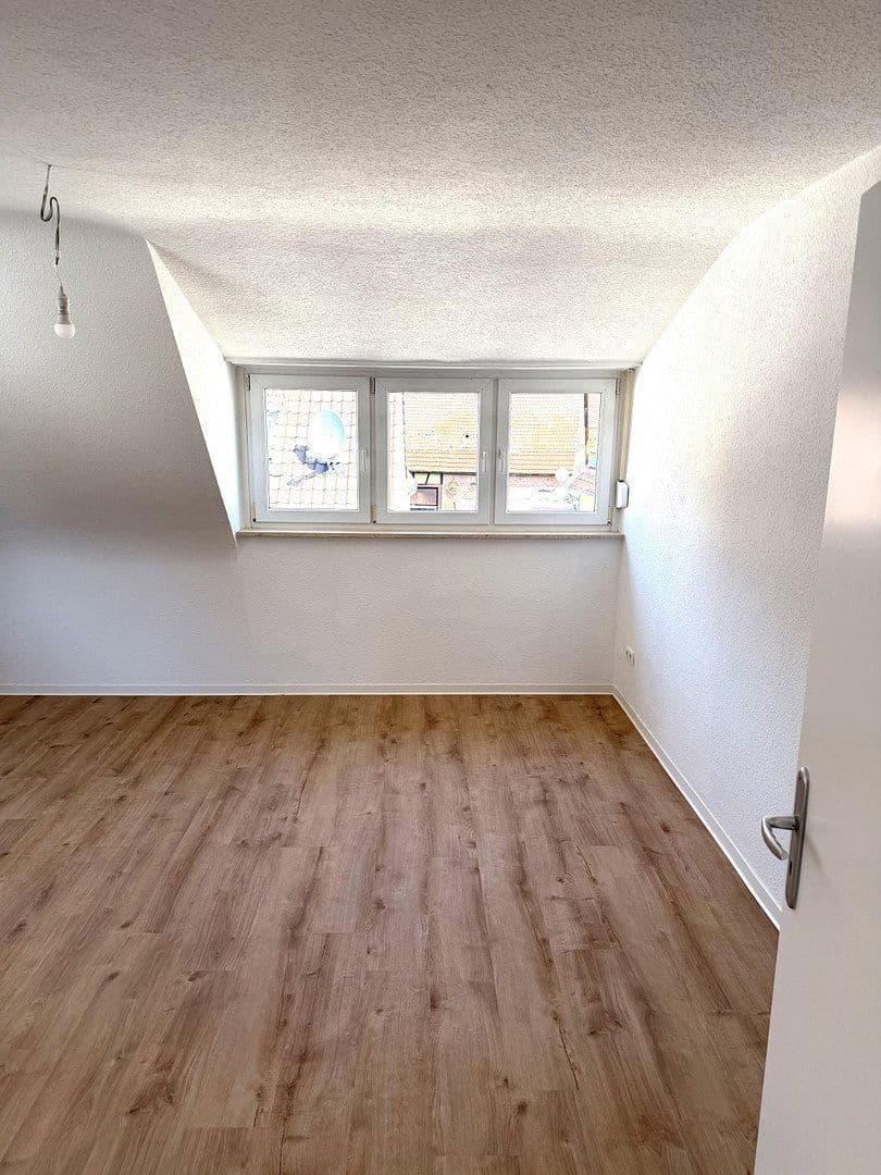 Prodej bytu 4+1 110 m², Mühlhausen im Täle, Bádensko-Württembersko Prodej bytu 4+1 110 m², Mühlhausen im Täle, Bádensko-Württembersko