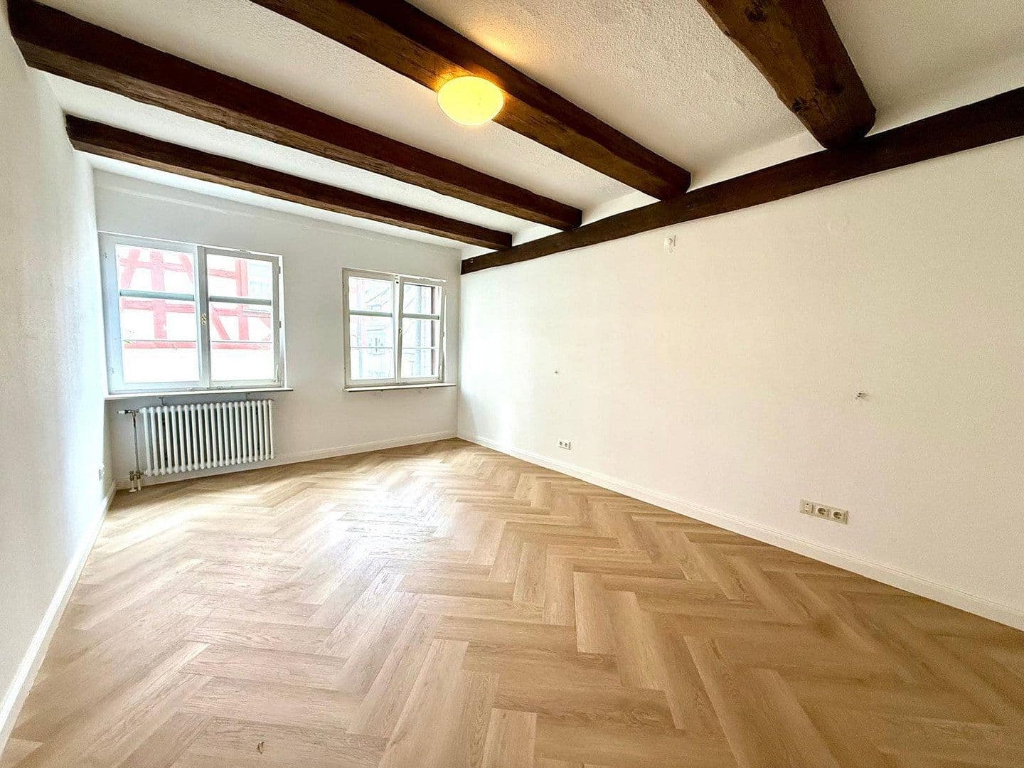 Pronájem bytu 4+1 155 m², Winzergasse 22, Meersburg, Bádensko-Württembersko Pronájem bytu 4+1 155 m², Winzergasse 22, Meersburg, Bádensko-Württembersko