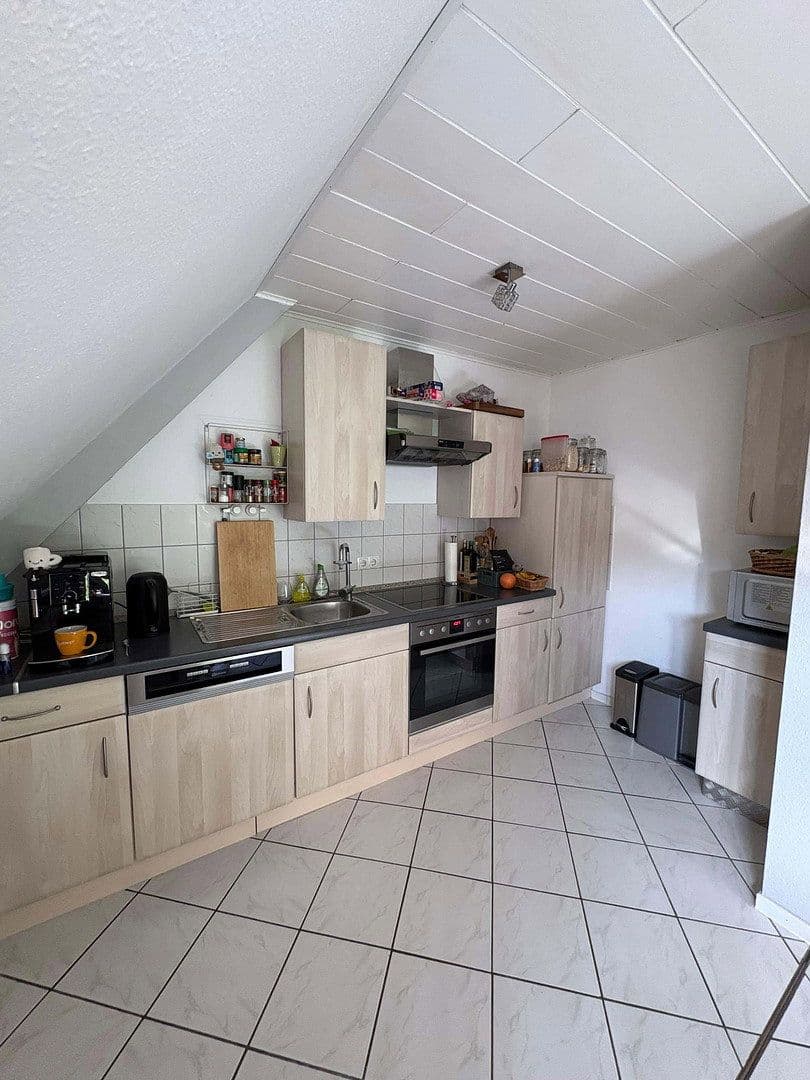 Pronájem bytu 3+1 60 m², Lampertheim, Hessen Pronájem bytu 3+1 60 m², Lampertheim, Hessen