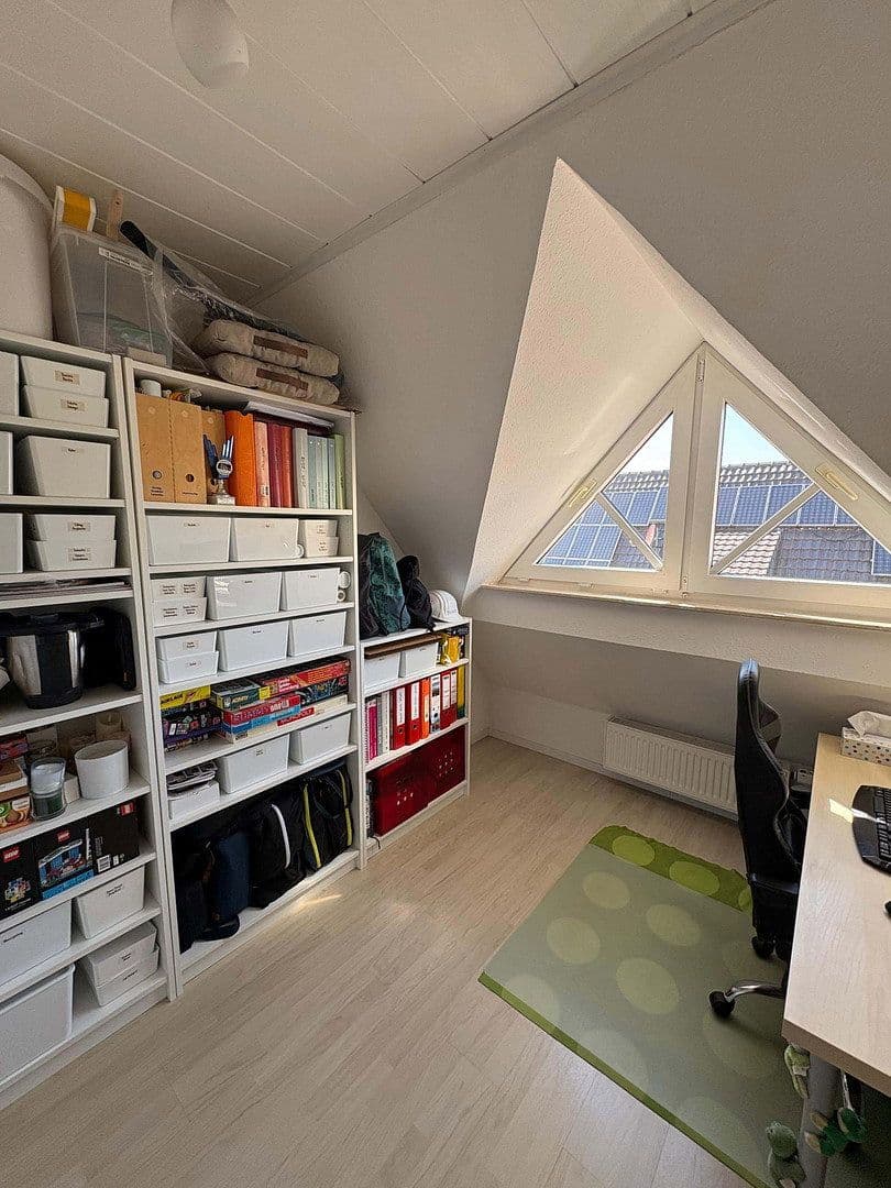 Pronájem bytu 3+1 60 m², Lampertheim, Hessen Pronájem bytu 3+1 60 m², Lampertheim, Hessen