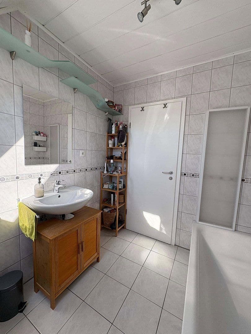 Pronájem bytu 3+1 60 m², Lampertheim, Hessen Pronájem bytu 3+1 60 m², Lampertheim, Hessen