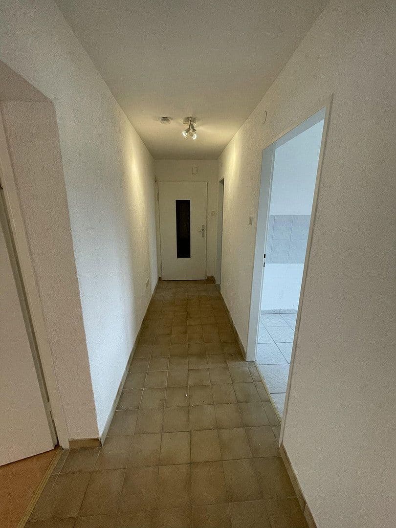 Pronájem bytu 2+1 54 m², Bürgermeister-Fuchs-Straße 24-26, Mannheim, Bádensko-Württembersko Pronájem bytu 2+1 54 m², Bürgermeister-Fuchs-Straße 24-26, Mannheim, Bádensko-Württembersko