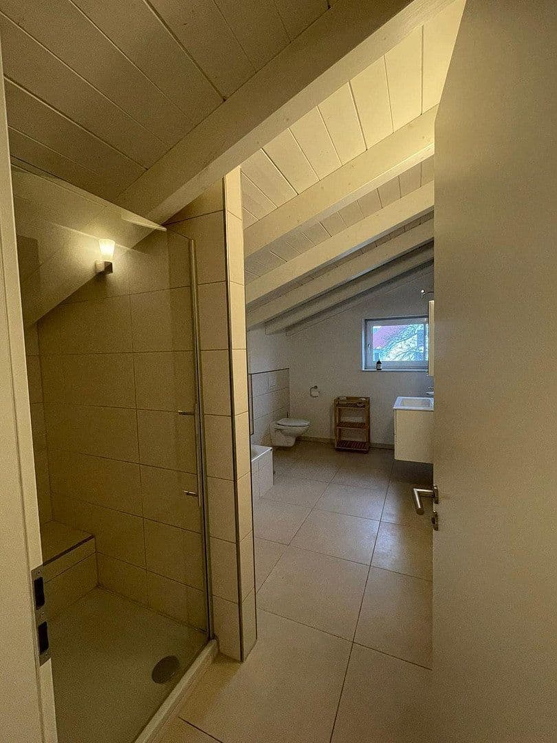 Pronájem domu 295 m², pozemek 600 m², Weilerbach, Porýní-Falc Pronájem domu 295 m², pozemek 600 m², Weilerbach, Porýní-Falc