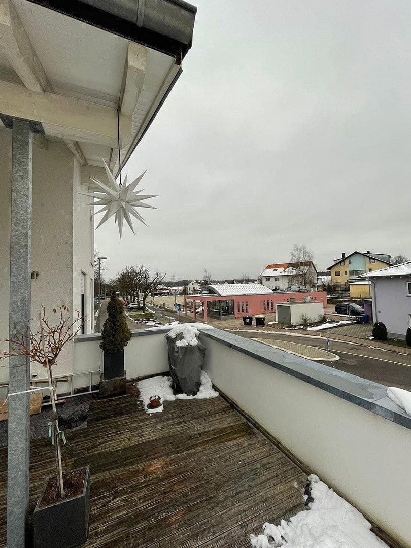 Pronájem domu 295 m², pozemek 600 m², Weilerbach, Porýní-Falc Pronájem domu 295 m², pozemek 600 m², Weilerbach, Porýní-Falc