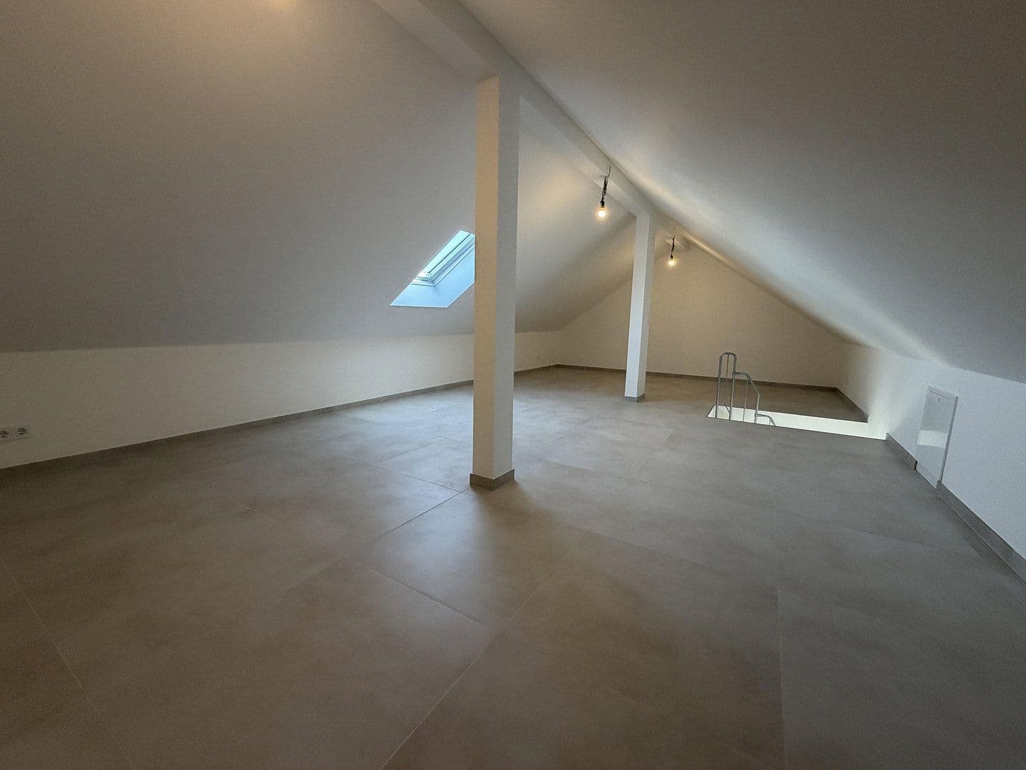 Pronájem bytu 3+1 79 m², Hanau, Hessen Pronájem bytu 3+1 79 m², Hanau, Hessen