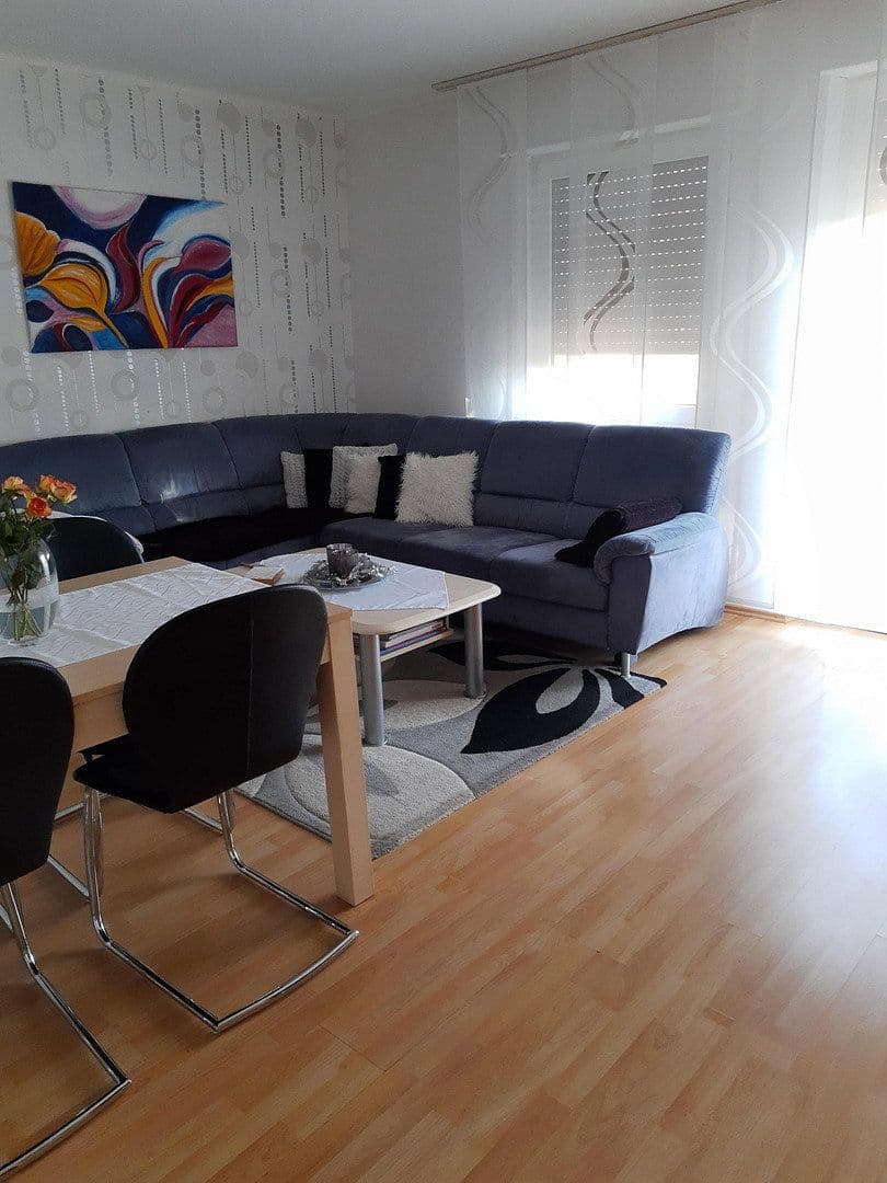 Pronájem bytu 4+1 107 m², Zweibrücken, Porýní-Falc Pronájem bytu 4+1 107 m², Zweibrücken, Porýní-Falc