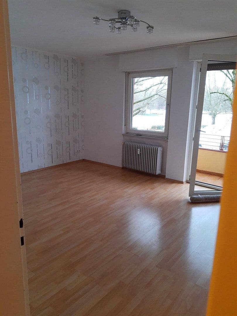 Pronájem bytu 4+1 107 m², Zweibrücken, Porýní-Falc Pronájem bytu 4+1 107 m², Zweibrücken, Porýní-Falc