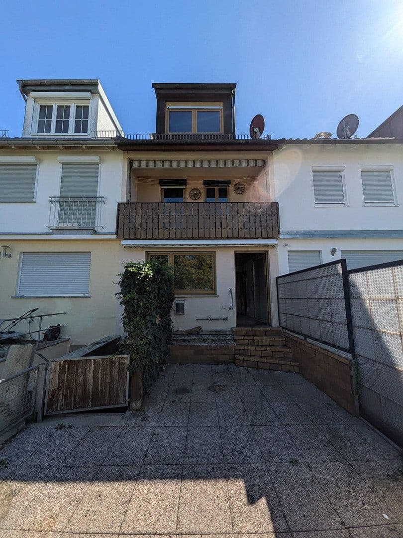 Prodej domu 87 m², pozemek 118 m², Am Lindele 28, Kirchheim unter Teck, Bádensko-Württembersko Prodej domu 87 m², pozemek 118 m², Am Lindele 28, Kirchheim unter Teck, Bádensko-Württembersko