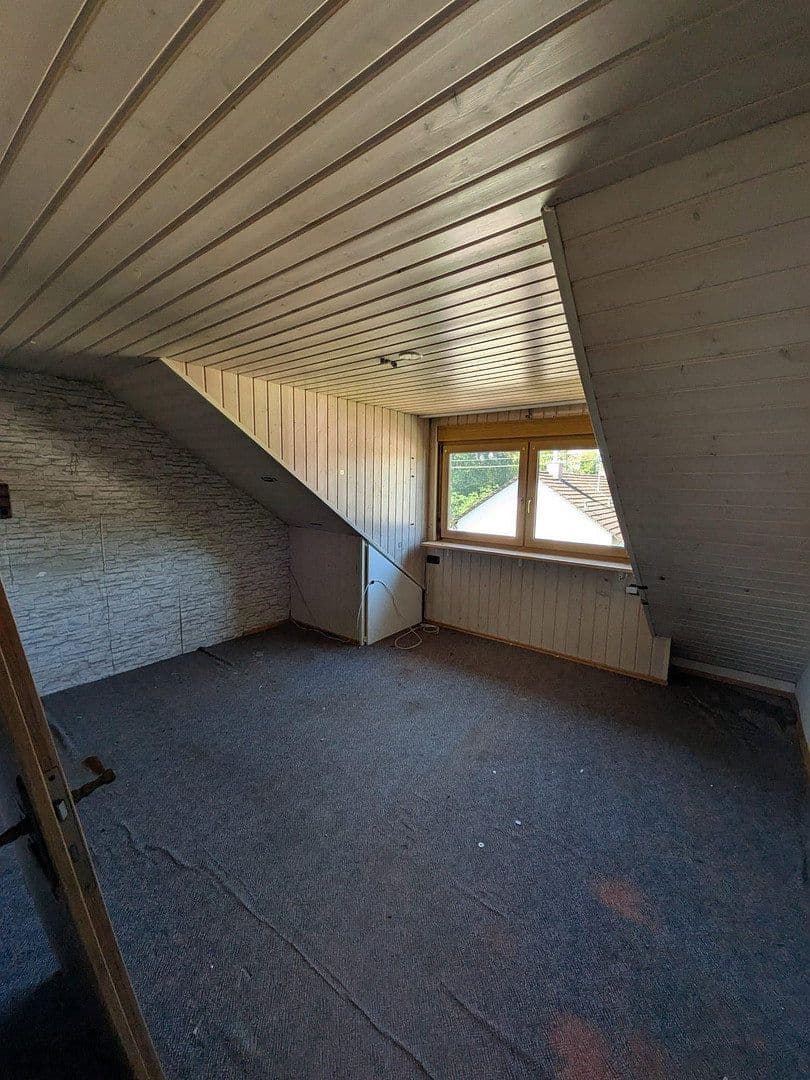 Prodej domu 87 m², pozemek 118 m², Am Lindele 28, Kirchheim unter Teck, Bádensko-Württembersko Prodej domu 87 m², pozemek 118 m², Am Lindele 28, Kirchheim unter Teck, Bádensko-Württembersko