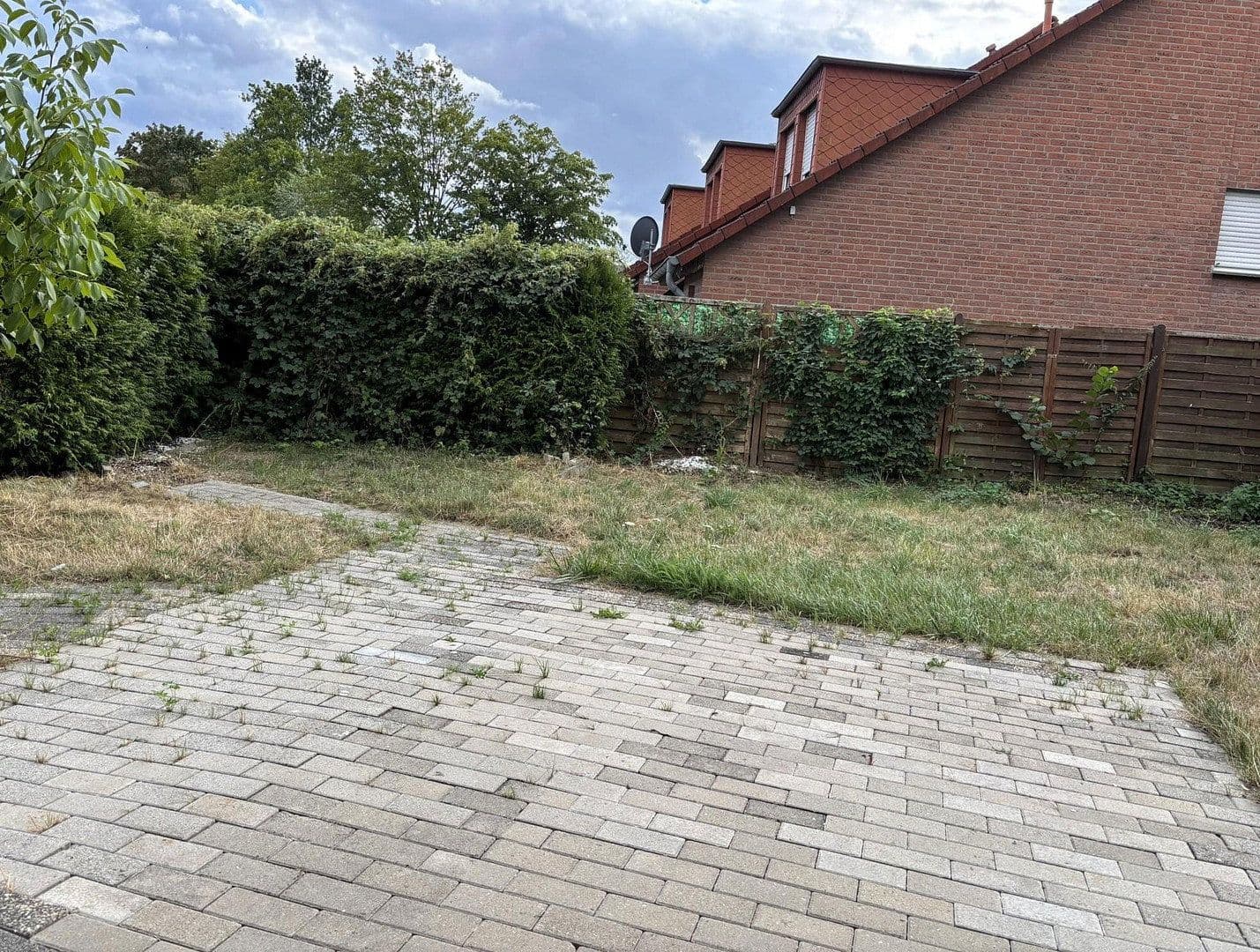 Pronájem bytu 3+1 77 m², Laer, Severní Porýní-Vestfálsko Pronájem bytu 3+1 77 m², Laer, Severní Porýní-Vestfálsko