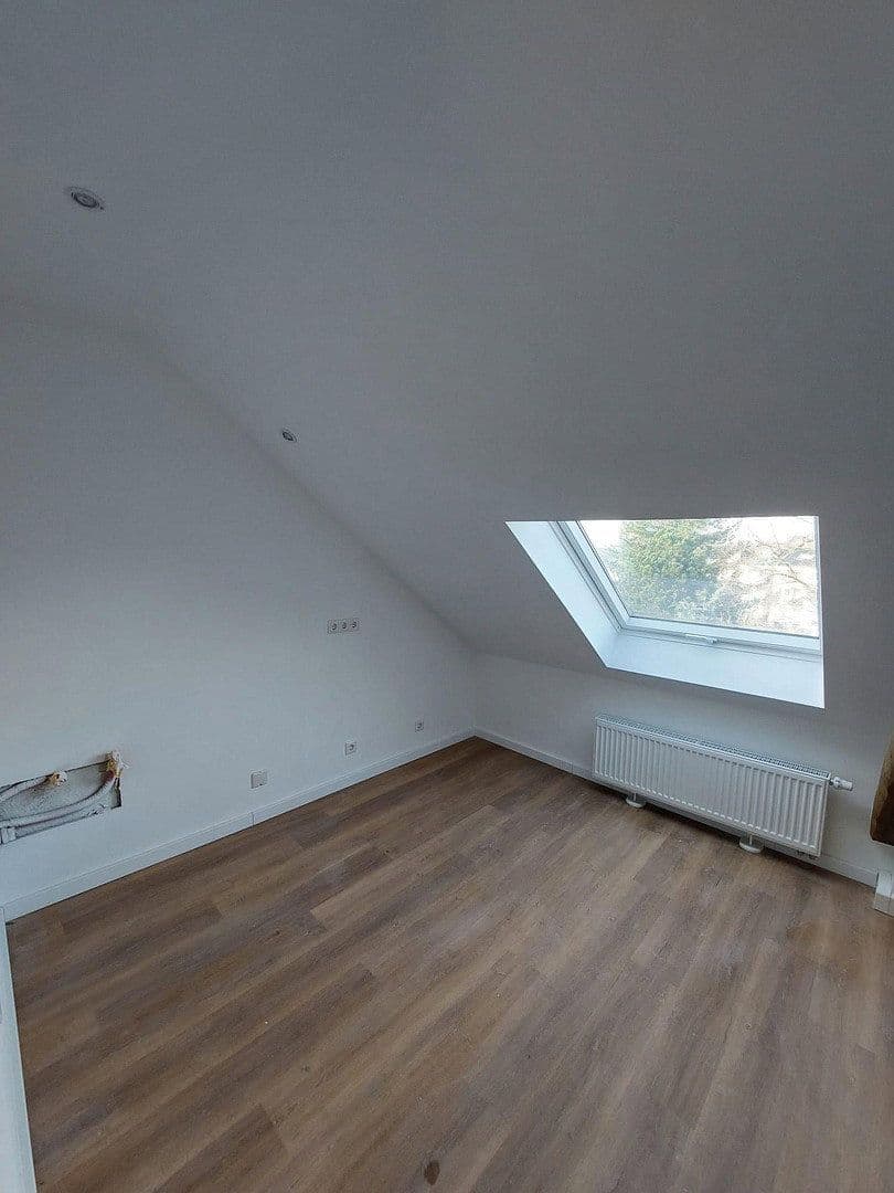 Pronájem bytu 1+1 38 m², Auf'm Großenfeld 19, Düsseldorf, Severní Porýní-Vestfálsko Pronájem bytu 1+1 38 m², Auf'm Großenfeld 19, Düsseldorf, Severní Porýní-Vestfálsko