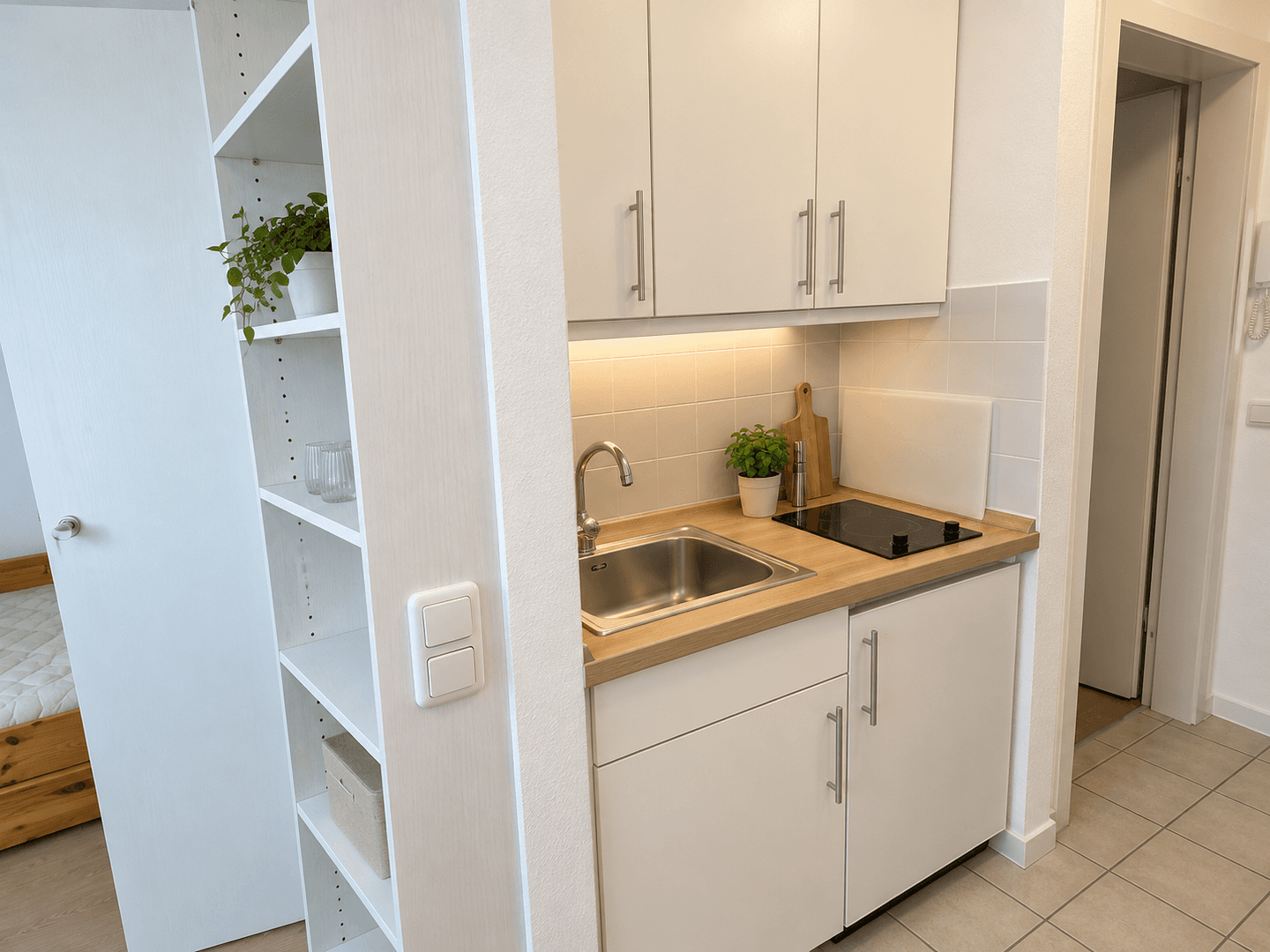 Pronájem bytu 1+1 20 m², Richard-Schirrmann-Straße 8-10, Mainz, Porýní-Falc Pronájem bytu 1+1 20 m², Richard-Schirrmann-Straße 8-10, Mainz, Porýní-Falc