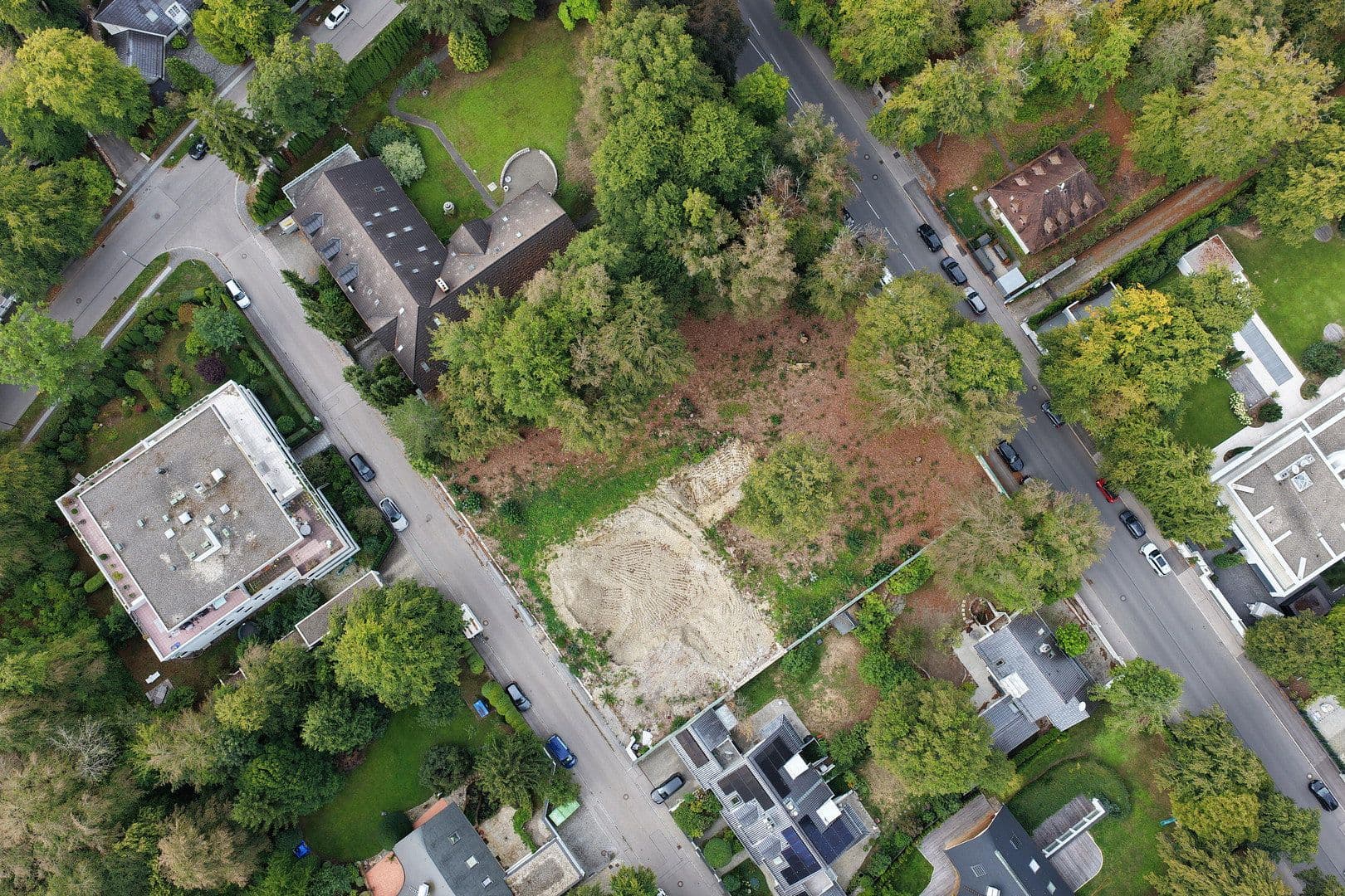 Prodej pozemku 3.233 m², Grünwald, Bavorsko Prodej pozemku 3.233 m², Grünwald, Bavorsko