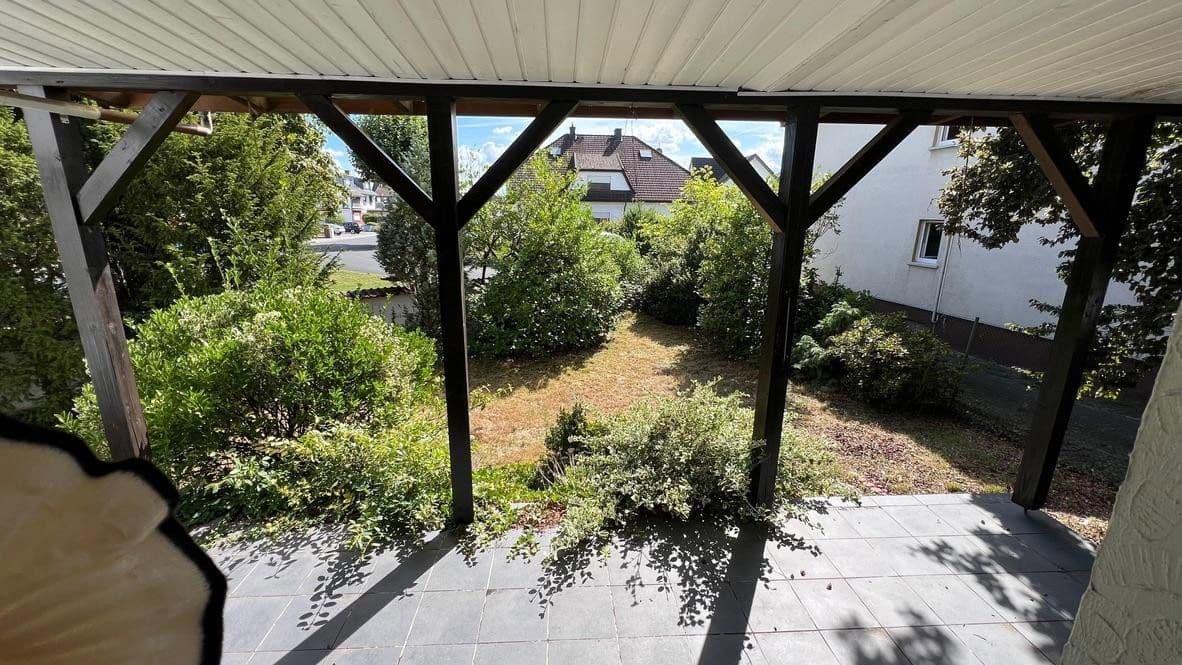 Prodej domu 170 m², pozemek 558 m², Odenwaldstraße 53, Rödermark, Hessen Prodej domu 170 m², pozemek 558 m², Odenwaldstraße 53, Rödermark, Hessen