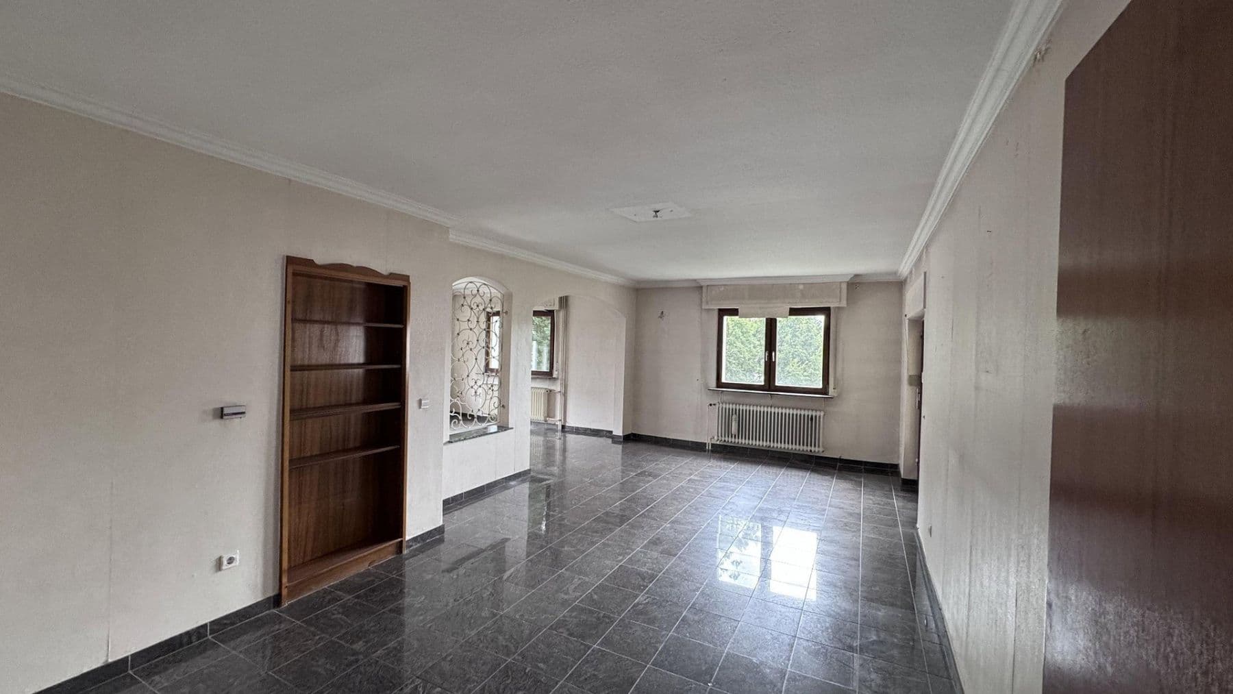 Prodej domu 170 m², pozemek 558 m², Odenwaldstraße 53, Rödermark, Hessen Prodej domu 170 m², pozemek 558 m², Odenwaldstraße 53, Rödermark, Hessen