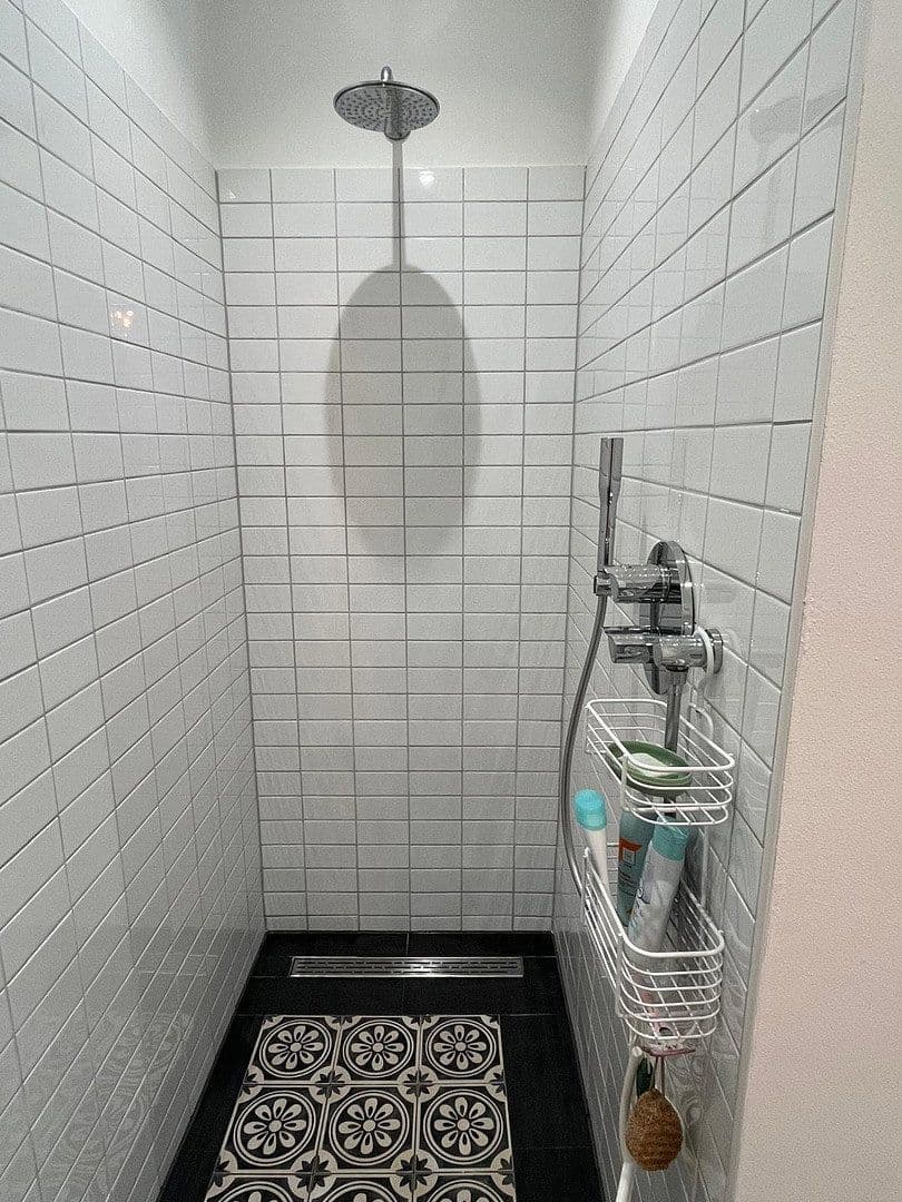 Pronájem bytu 3+1 90 m², König-Friedrich-Wilhelm-Str. 39, Duisburg, Severní Porýní-Vestfálsko Pronájem bytu 3+1 90 m², König-Friedrich-Wilhelm-Str. 39, Duisburg, Severní Porýní-Vestfálsko