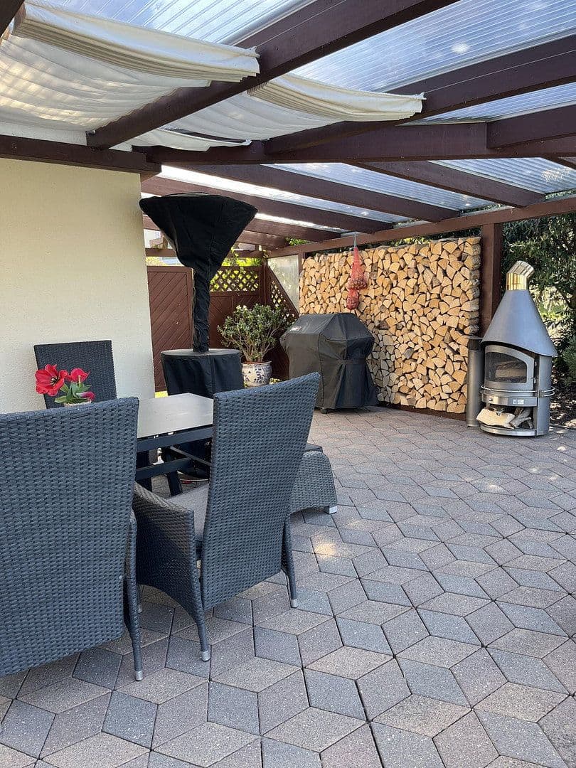 Prodej domu 140 m², pozemek 800 m², Luturmstraße 37, Heidenau, Sasko Prodej domu 140 m², pozemek 800 m², Luturmstraße 37, Heidenau, Sasko