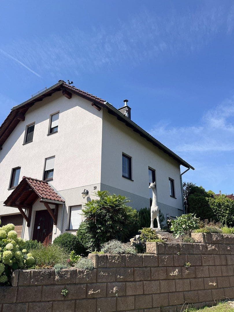 Prodej domu 140 m², pozemek 800 m², Luturmstraße 37, Heidenau, Sasko Prodej domu 140 m², pozemek 800 m², Luturmstraße 37, Heidenau, Sasko