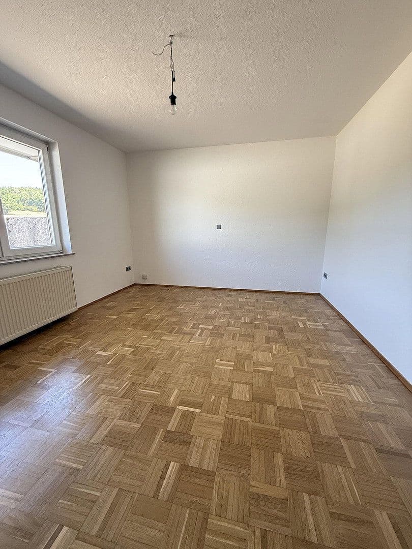 Pronájem kanceláře 106 m², Neusalza-Spremberg, Sasko Pronájem kanceláře 106 m², Neusalza-Spremberg, Sasko