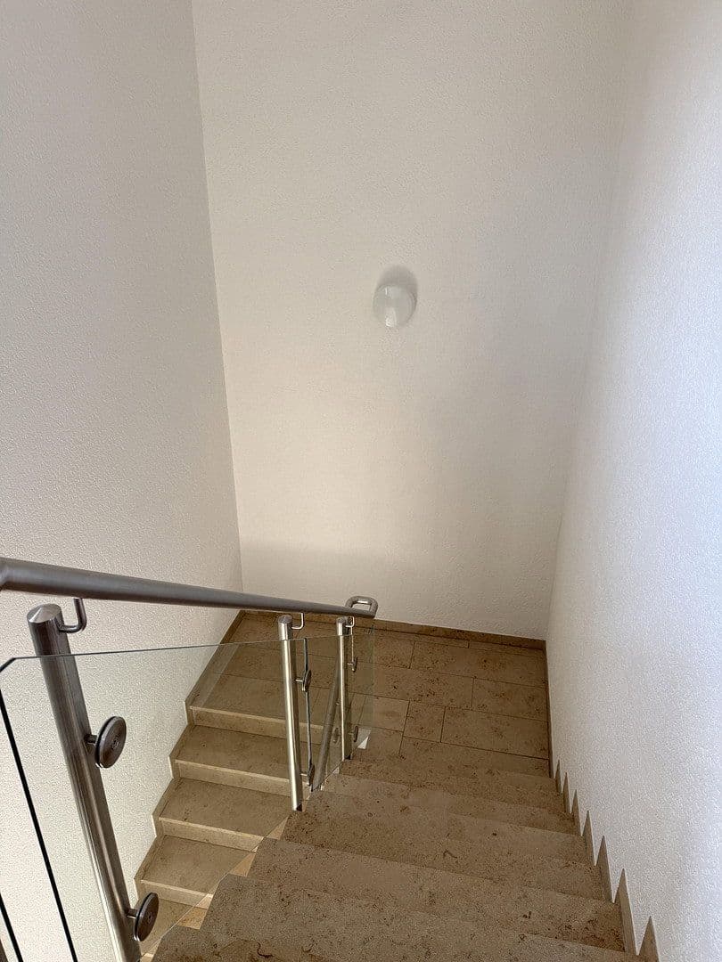 Pronájem kanceláře 106 m², Neusalza-Spremberg, Sasko Pronájem kanceláře 106 m², Neusalza-Spremberg, Sasko