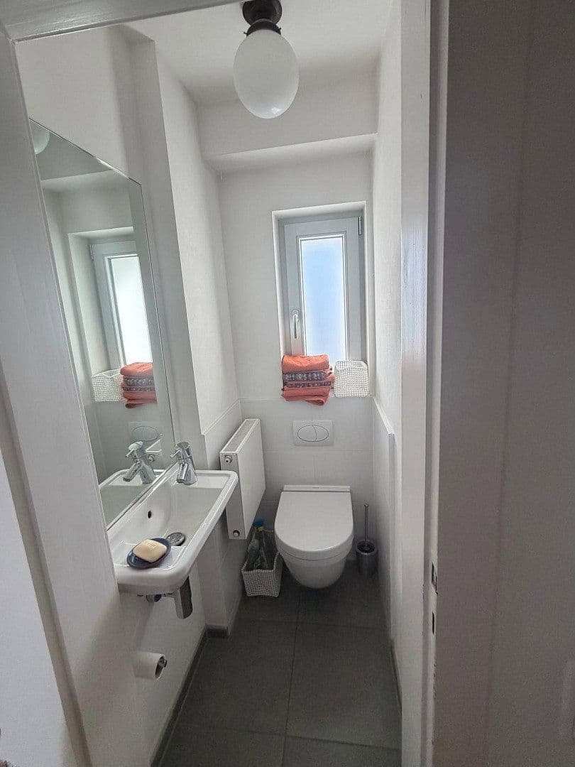 Prodej domu 160 m², pozemek 260 m², Auf dem Kamm, 6, Bergisch Gladbach, Severní Porýní-Vestfálsko Prodej domu 160 m², pozemek 260 m², Auf dem Kamm, 6, Bergisch Gladbach, Severní Porýní-Vestfálsko