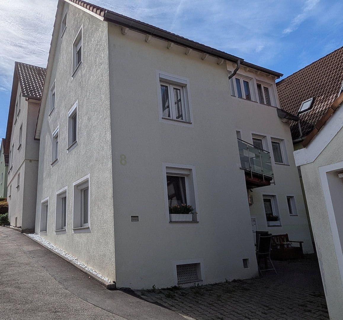 Prodej domu 131 m², pozemek 161 m², Mundelsheim, Bádensko-Württembersko Prodej domu 131 m², pozemek 161 m², Mundelsheim, Bádensko-Württembersko