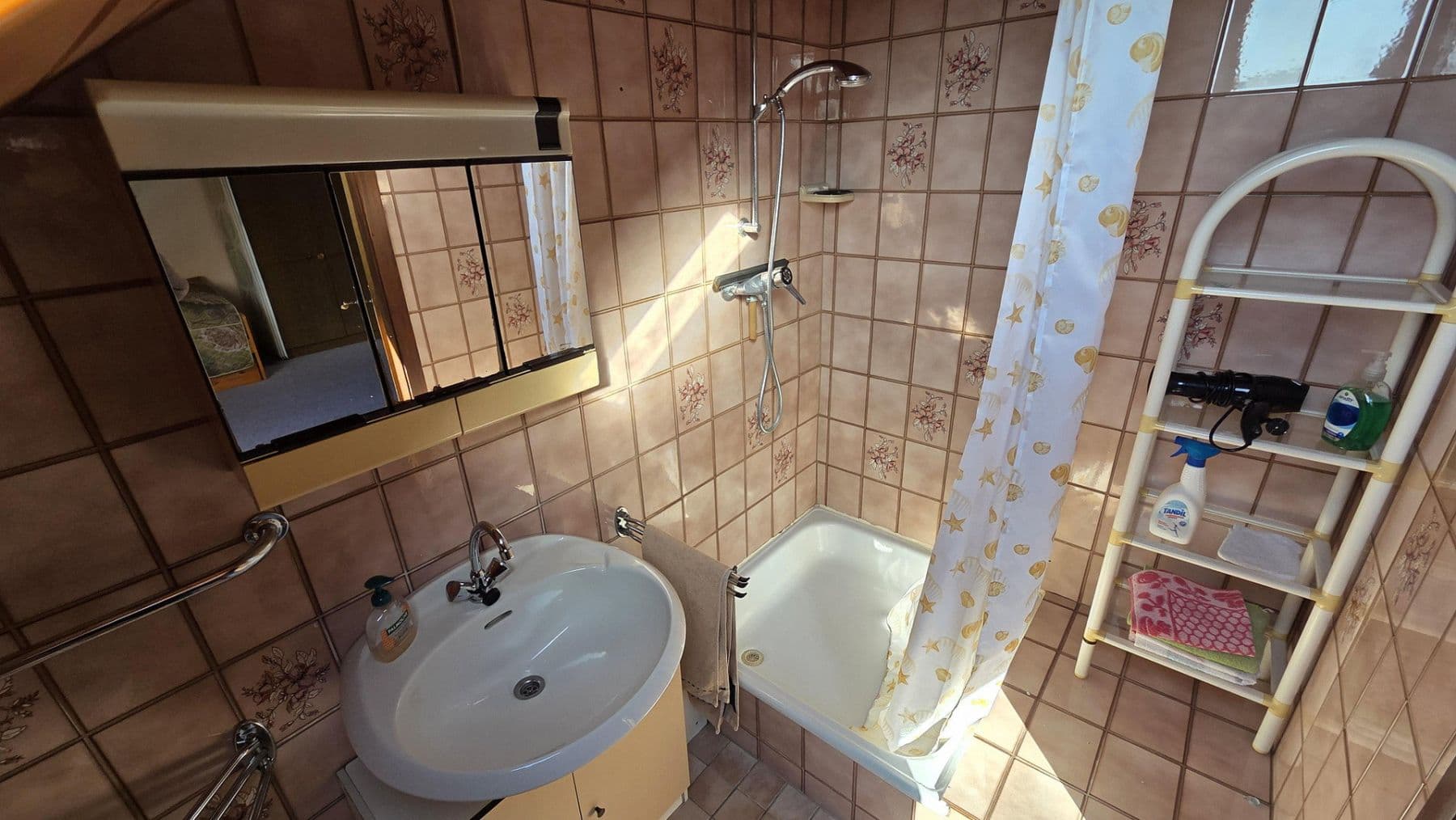 Prodej domu 97 m², pozemek 140 m², Köln Esch, Severní Porýní-Vestfálsko Prodej domu 97 m², pozemek 140 m², Köln Esch, Severní Porýní-Vestfálsko