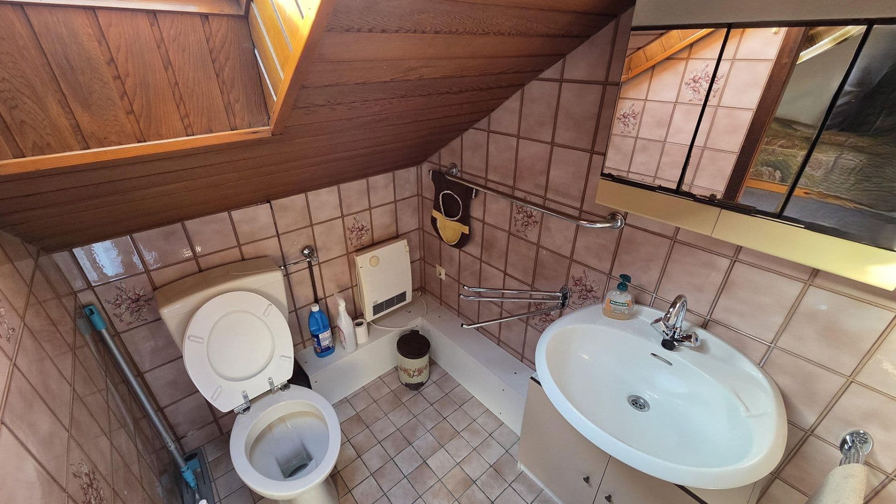Prodej domu 97 m², pozemek 140 m², Köln Esch, Severní Porýní-Vestfálsko Prodej domu 97 m², pozemek 140 m², Köln Esch, Severní Porýní-Vestfálsko