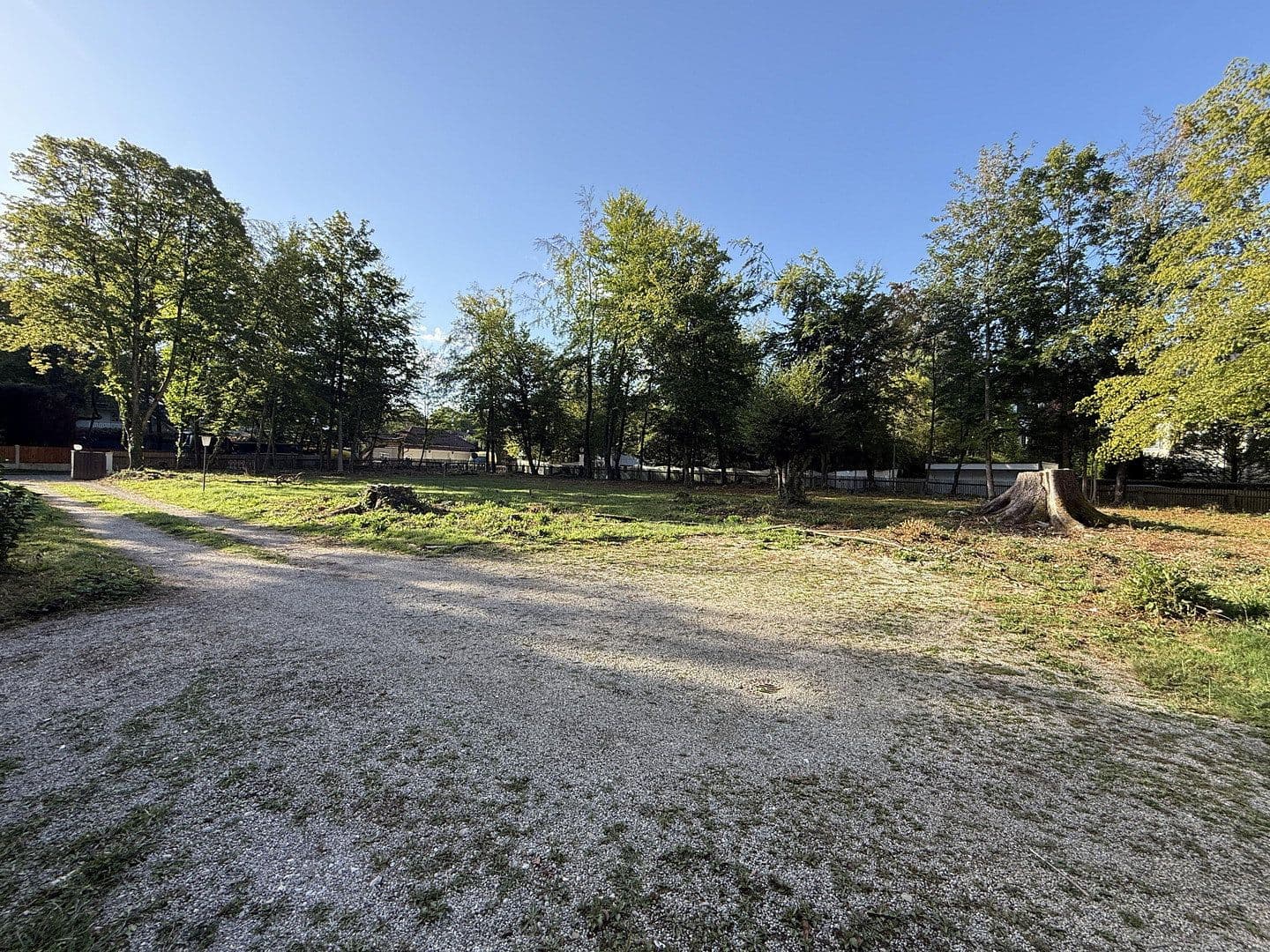 Prodej pozemku 3.697 m², Grünwald, Bavorsko Prodej pozemku 3.697 m², Grünwald, Bavorsko