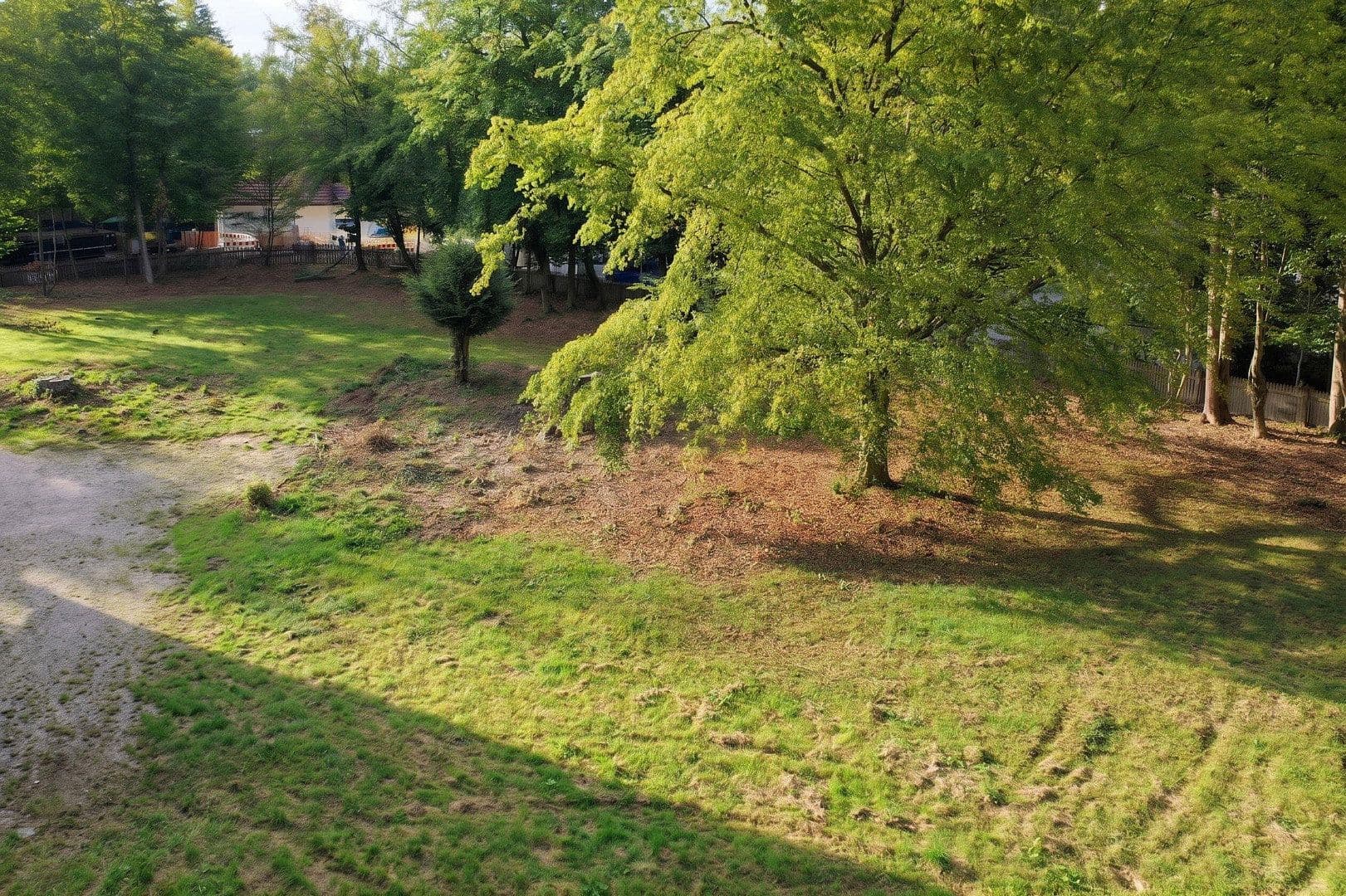 Prodej pozemku 3.697 m², Grünwald, Bavorsko Prodej pozemku 3.697 m², Grünwald, Bavorsko