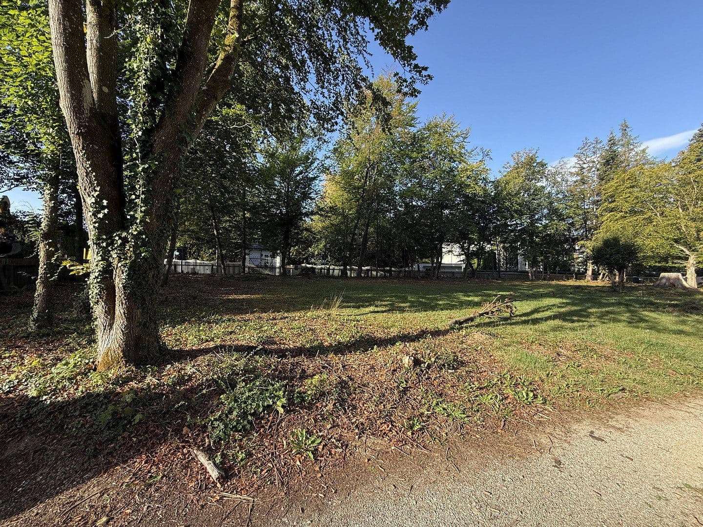 Prodej pozemku 3.697 m², Grünwald, Bavorsko Prodej pozemku 3.697 m², Grünwald, Bavorsko