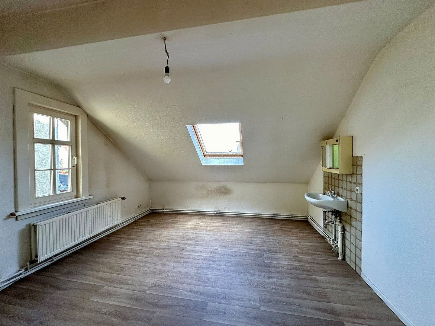 Prodej domu 219 m², pozemek 757 m², Rennbahn 42, Eisenach, Durynsko Prodej domu 219 m², pozemek 757 m², Rennbahn 42, Eisenach, Durynsko