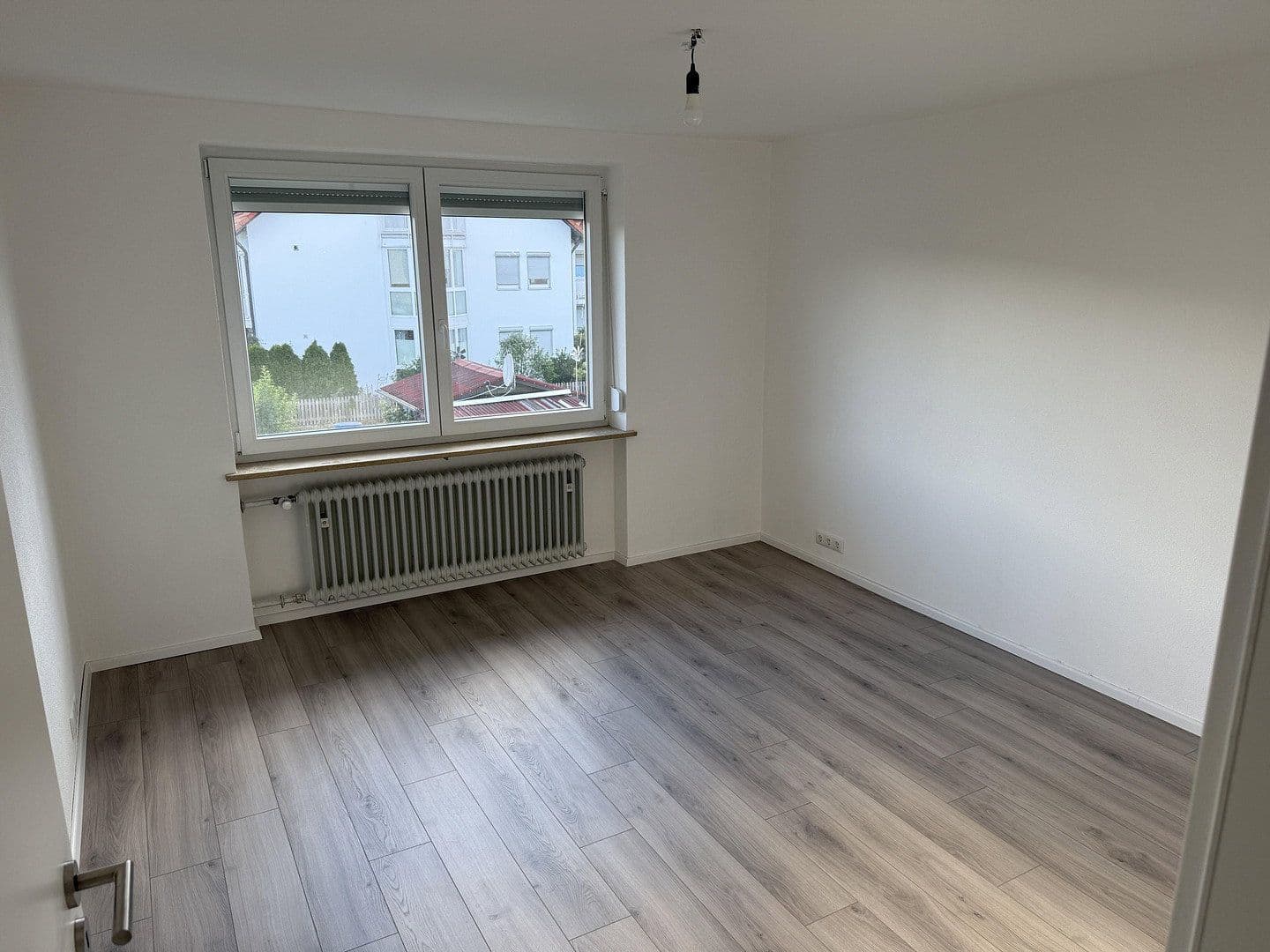 Pronájem domu 90 m², pozemek 220 m², Mindelheim, Bavorsko Pronájem domu 90 m², pozemek 220 m², Mindelheim, Bavorsko