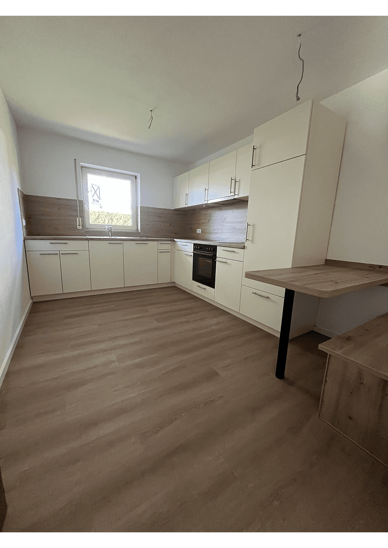 Pronájem bytu 2+1 63 m², Franz-Xaver-Singer-Straße 4, Oberndorf am Neckar, Bádensko-Württembersko Pronájem bytu 2+1 63 m², Franz-Xaver-Singer-Straße 4, Oberndorf am Neckar, Bádensko-Württembersko
