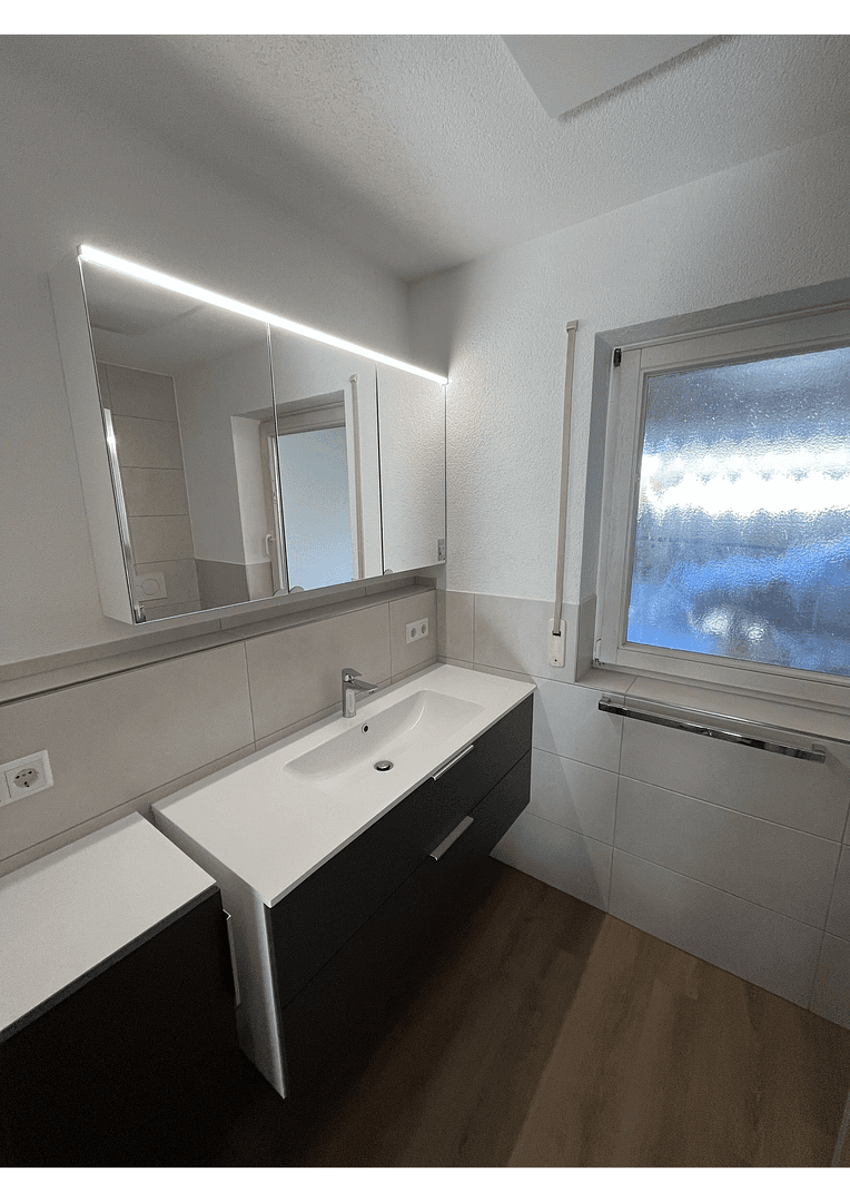Pronájem bytu 2+1 63 m², Franz-Xaver-Singer-Straße 4, Oberndorf am Neckar, Bádensko-Württembersko Pronájem bytu 2+1 63 m², Franz-Xaver-Singer-Straße 4, Oberndorf am Neckar, Bádensko-Württembersko