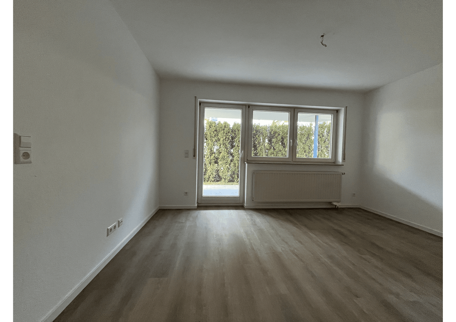 Pronájem bytu 2+1 63 m², Franz-Xaver-Singer-Straße 4, Oberndorf am Neckar, Bádensko-Württembersko Pronájem bytu 2+1 63 m², Franz-Xaver-Singer-Straße 4, Oberndorf am Neckar, Bádensko-Württembersko