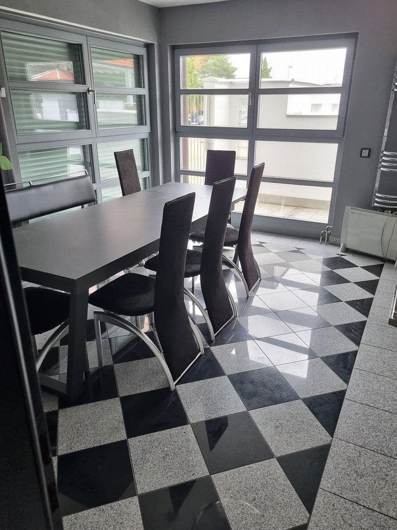 Pronájem kanceláře 206 m², Altdorf, Bádensko-Württembersko Pronájem kanceláře 206 m², Altdorf, Bádensko-Württembersko