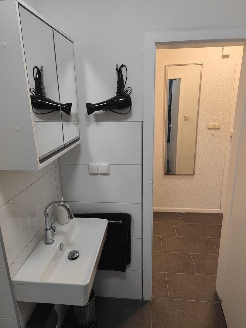 Pronájem bytu 1+kk 36 m², Bochum - Bochum-Mitte, Severní Porýní-Vestfálsko Pronájem bytu 1+kk 36 m², Bochum - Bochum-Mitte, Severní Porýní-Vestfálsko