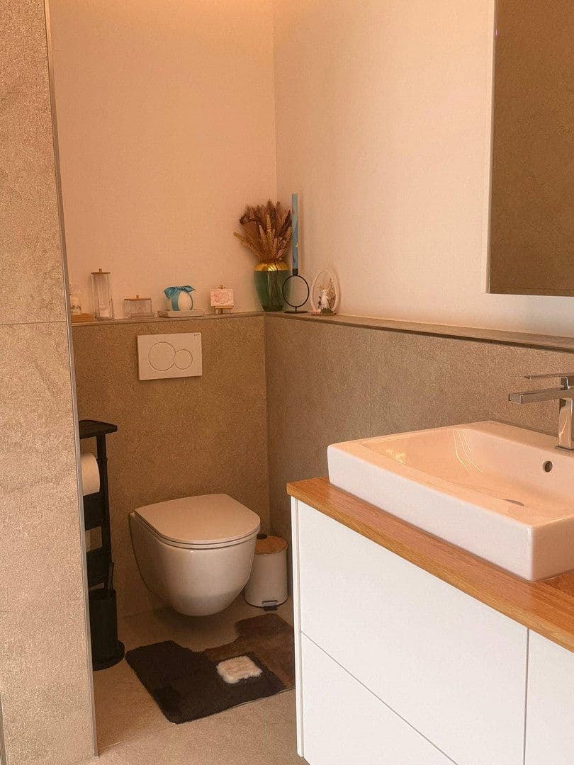 Prodej domu 200 m², pozemek 375 m², Brunnweg 12, Obertraubling, Bavorsko Prodej domu 200 m², pozemek 375 m², Brunnweg 12, Obertraubling, Bavorsko
