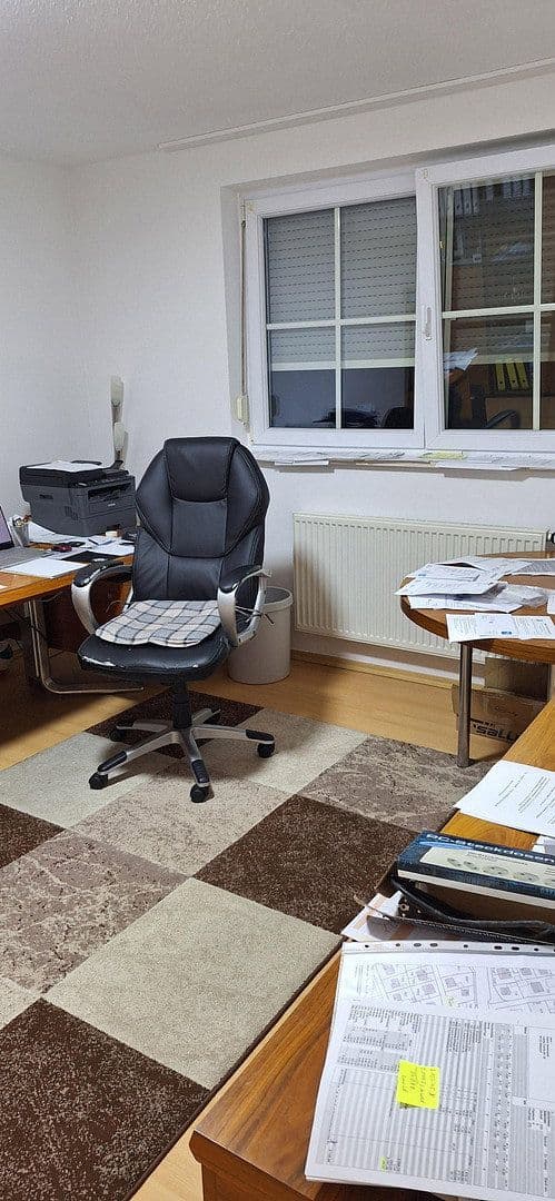 Prodej domu 200 m², pozemek 375 m², Brunnweg 12, Obertraubling, Bavorsko Prodej domu 200 m², pozemek 375 m², Brunnweg 12, Obertraubling, Bavorsko