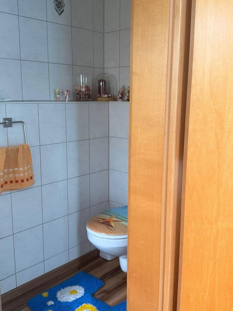 Prodej domu 200 m², pozemek 375 m², Brunnweg 12, Obertraubling, Bavorsko Prodej domu 200 m², pozemek 375 m², Brunnweg 12, Obertraubling, Bavorsko